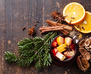 Fira advent med en glögg–cocktail