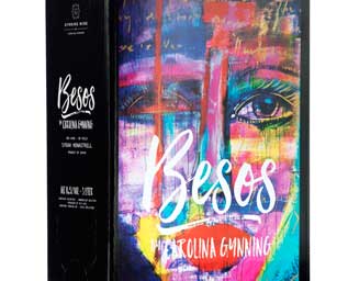 CAROLINA GYNNING LANSERAR VIN MED DESIGN