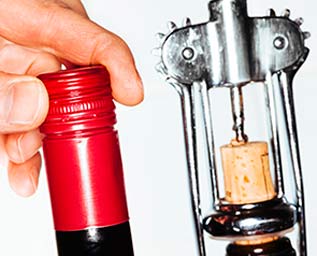 Korkat eller skruvat