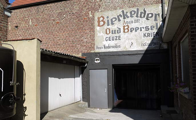 Beersel-exterior-686