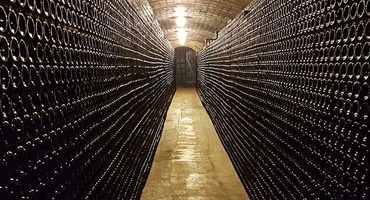 Cava hittar sin identitet