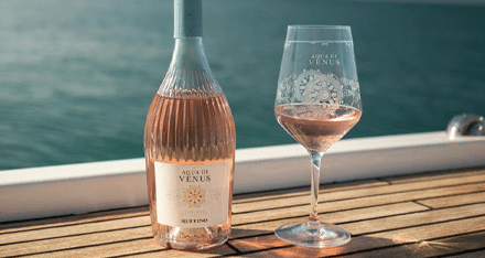 Nya rosén – en hyllning till havet och kärleke..