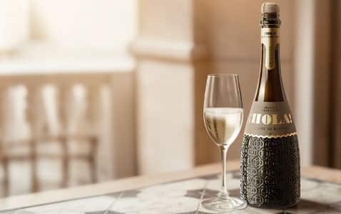 Nyhet! Hola! Mediterráneo Blanc de Blancs – bubblor ..